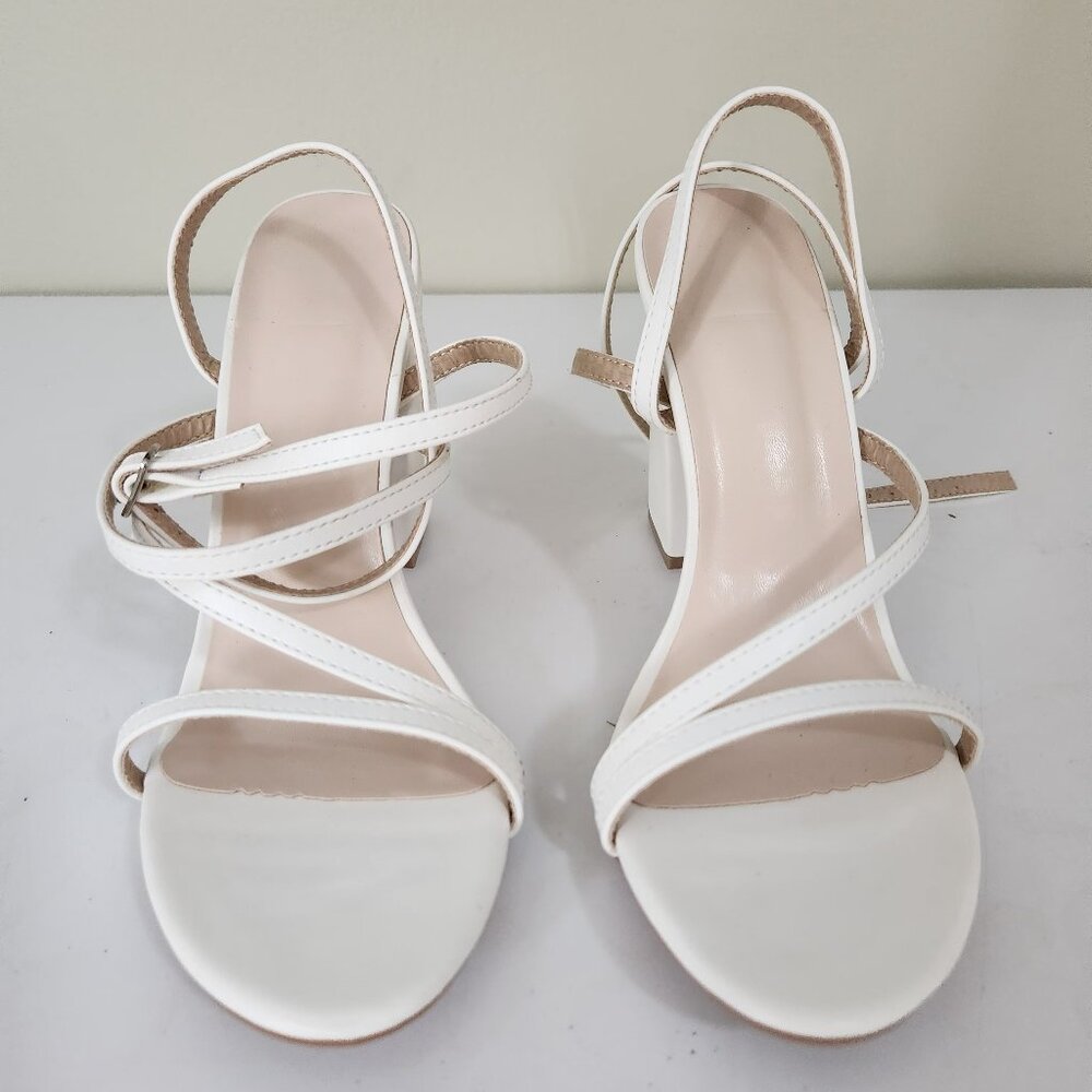 NEW White Chunky Heel Sandals Size 38/US 7 With 4.5" Heel